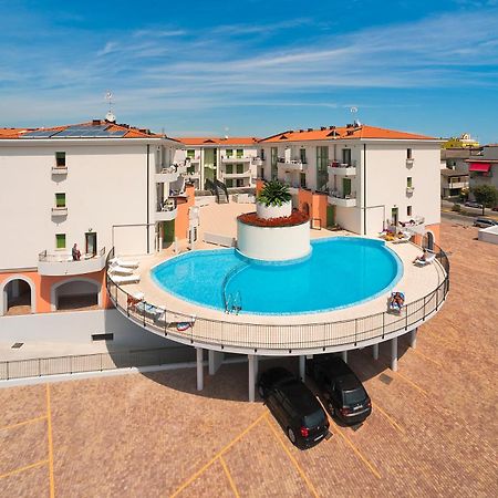 Residence Galleria Gran Mado Caorle Eksteriør billede