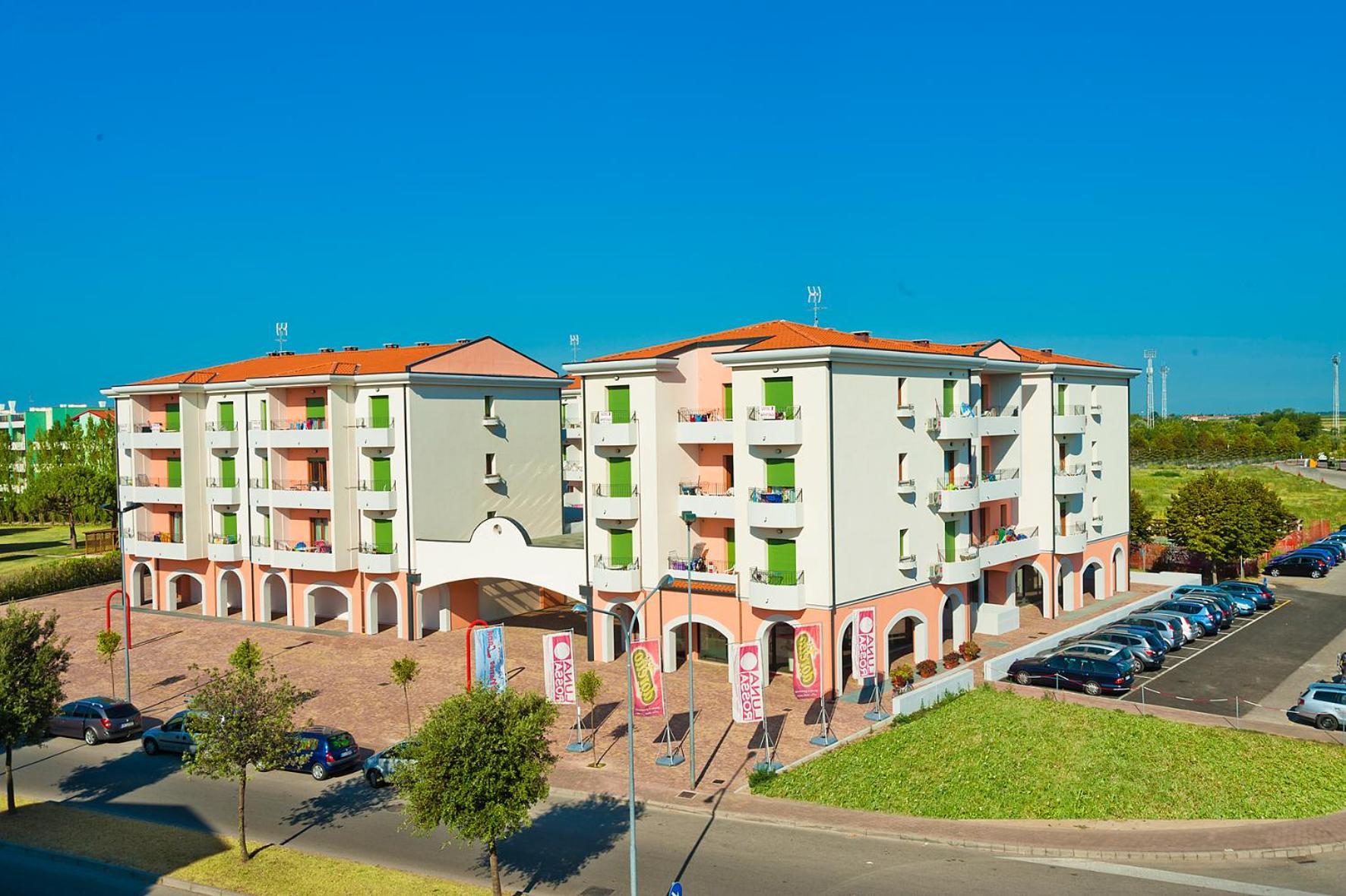 Residence Galleria Gran Mado Caorle Eksteriør billede