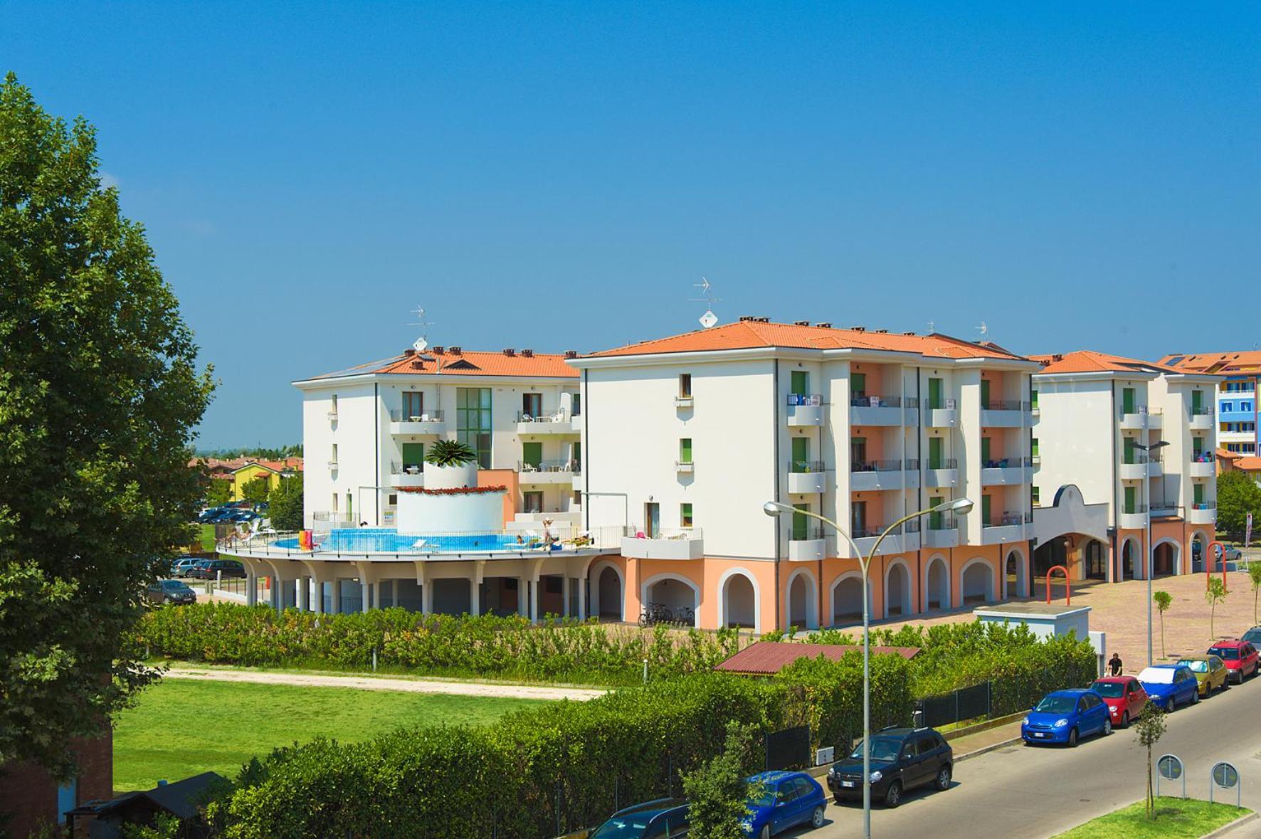 Residence Galleria Gran Mado Caorle Eksteriør billede